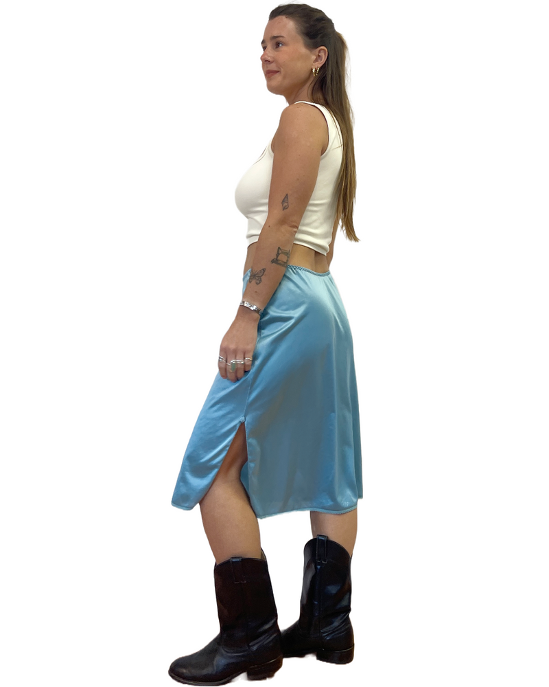 
                
                    Load image into Gallery viewer, Vtg Icy Teal Slip Skirt
                
            