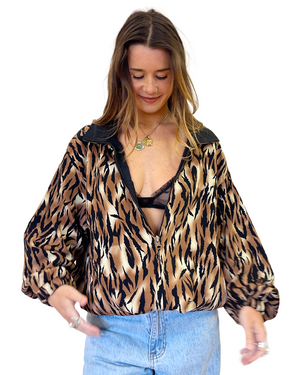 
                
                    Load image into Gallery viewer, 80&amp;#39;s Tiger Eye Zip Jacket
                
            
